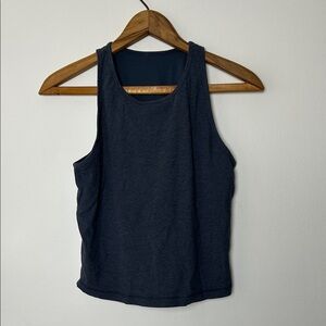 Vuori Pose Pylo Tank